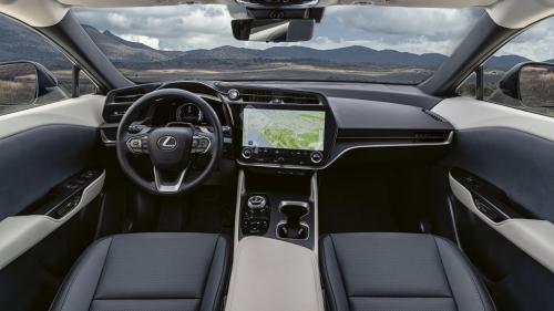 Lexus RZ 450e 3