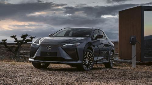 Lexus RZ 450e 4