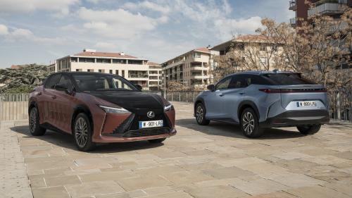 Lexus RZ 8