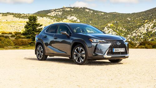 Lexus UX 250 h AWD 6
