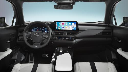 Lexus UX 300h 5