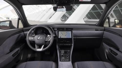 Lexus LBX