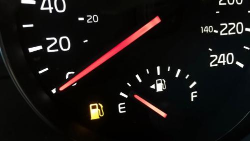 Low fuel light