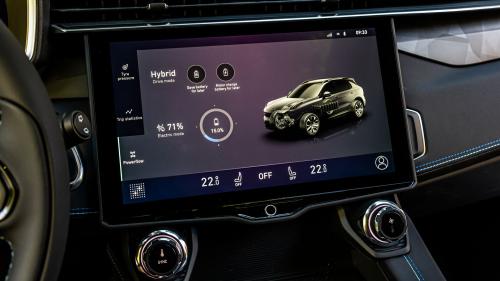Lynk & Co 01_06