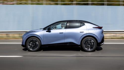 Lynk & Co 02 3