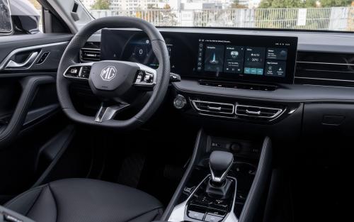 MG HS PHEV 3