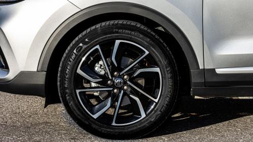 MG ZS 12