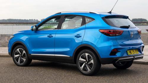alcantara liverpool car autokinito kineziko