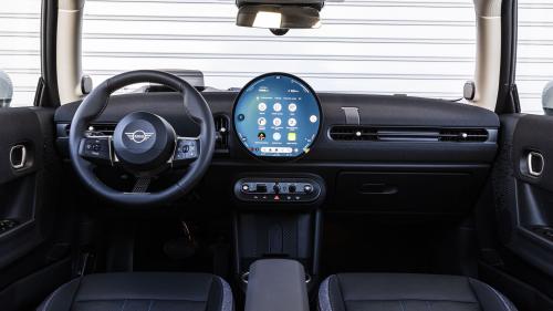 MINI Cooper C 4