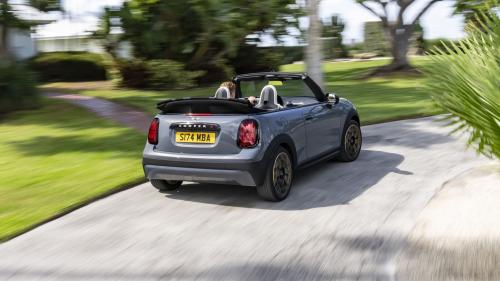 MINI Cooper Cabrio 7