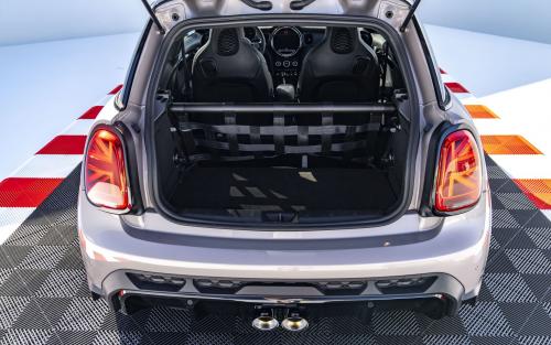 MINI John Cooper Works Bulldog Racing Edition 4