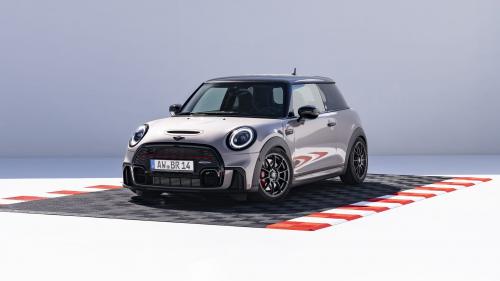 MINI John Cooper Works Bulldog Racing Edition 9