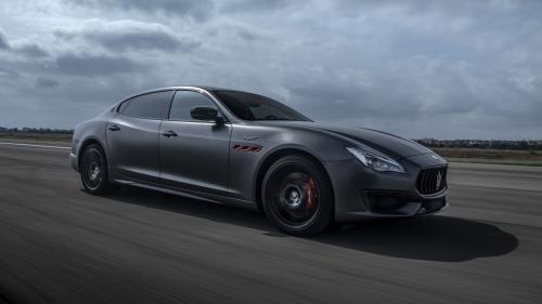 Maserati Quattroporte Trofeo Carbon Pack