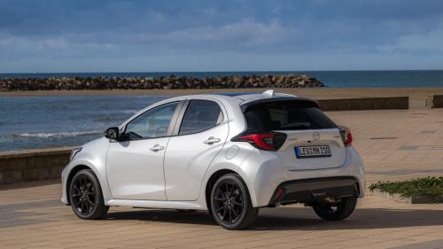 Mazda 2 Hybrid