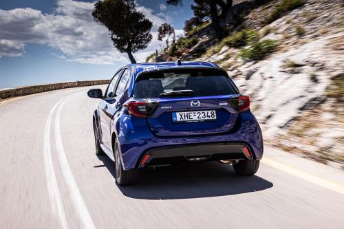 Mazda 2 Hybrid