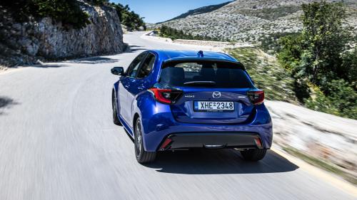 Mazda 2 Hybrid 2024 2