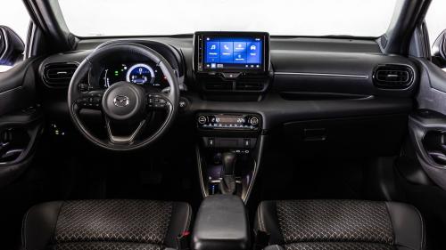 Κοντιζάς αυτοκίνητο mazda 2 hybrid 