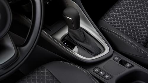 Mazda 2 Hybrid 2024 7