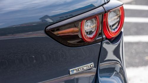 Mazda 3 2.0 e-Skyactiv G 150 16