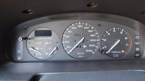 Mazda-323F 3