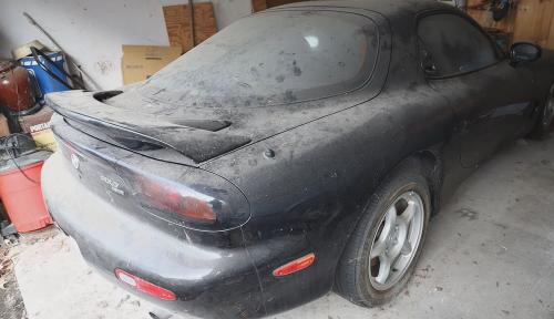 Mazda RX7 b