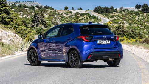 Mazda2 Hybrid 2024 2