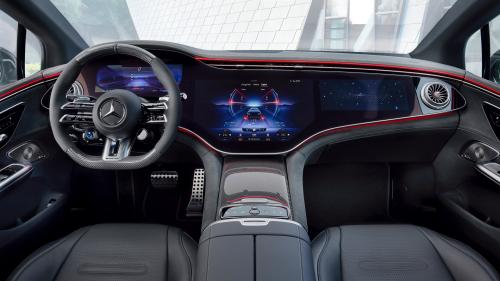 Mercedes AMG EQE Hyperscreen