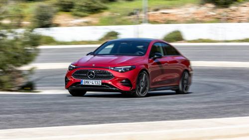 Mercedes-Benz CLA 200 Hybrid 