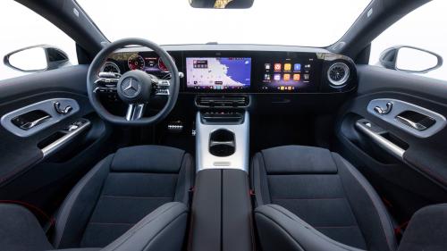 Mercedes-Benz CLA 200 Hybrid 