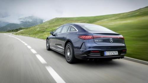 Mercedes EQS 2