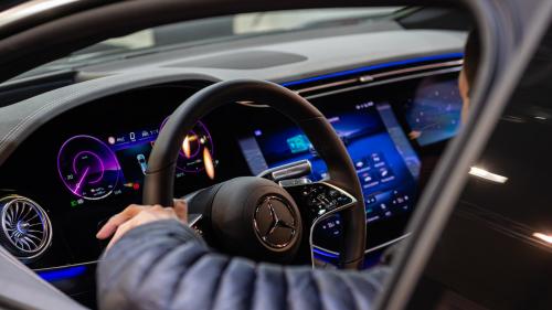 Mercedes EQS εσωτερικό
