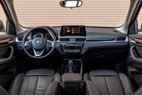 Mercedes GLA vs BMW X1