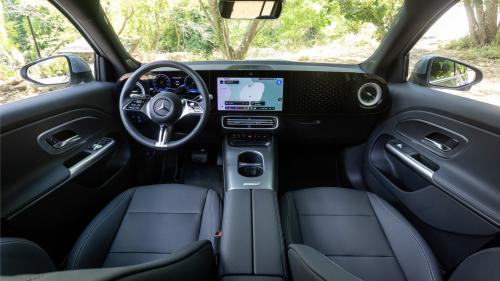  Mercedes-Benz GLB 200 Hybrid