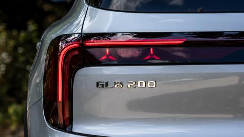  Mercedes-Benz GLB 200 Hybrid