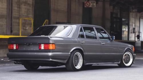 Mercedes 560 d