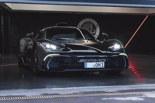 Mercedes-AMG b