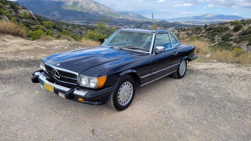Mercedes-Benz 560 SL 1