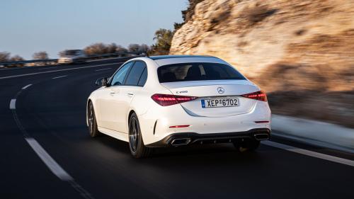 Mercedes-Benz C-Class 2