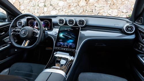 Mercedes-Benz C-Class 3