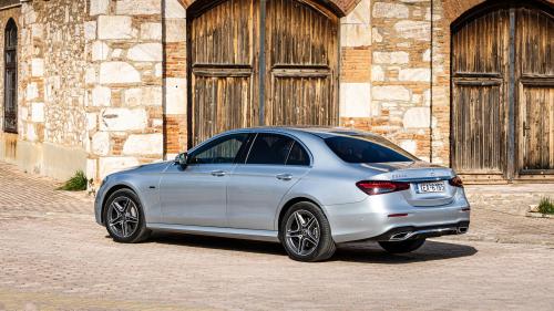 Mercedes-Benz E 300 e 2