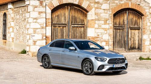 Mercedes-Benz E 300 e 7