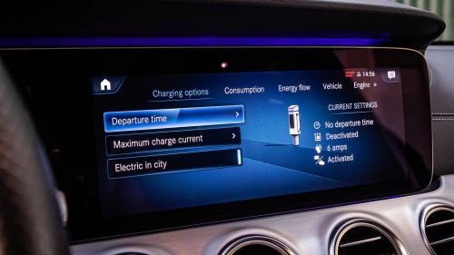 Mercedes-Benz E 300 e 9