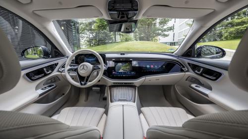 Mercedes-Benz E-Class 2024 4