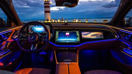 Mercedes-Benz E-Class 5