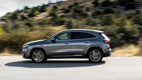 Mercedes-Benz GLA 200