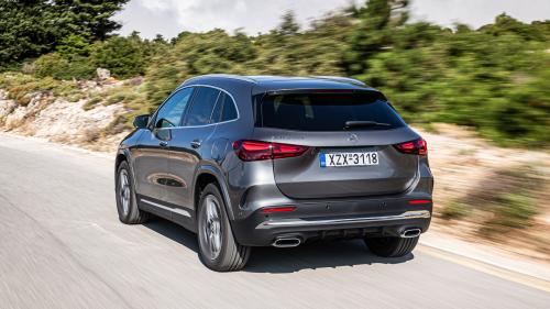 Mercedes-Benz GLA 200