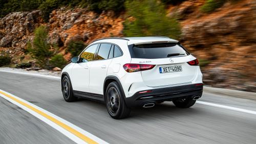 Mercedes-Benz GLA 200 3