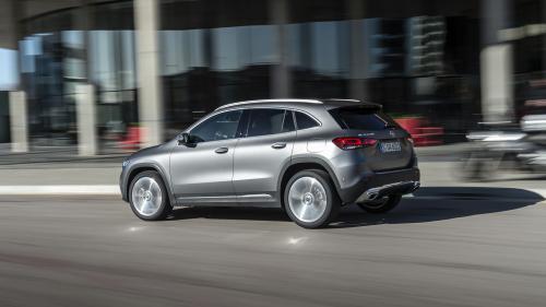 Mercedes-Benz GLA 4
