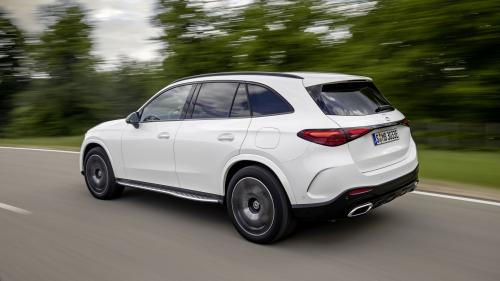 Mercedes-Benz GLC 300 e 4MATIC 2