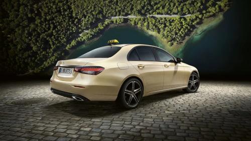 Mercedes-Benz TAXI 3
